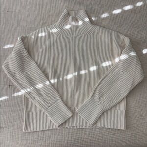 Everlane Cream Ribbed 100% Cotton Turtleneck Sweater